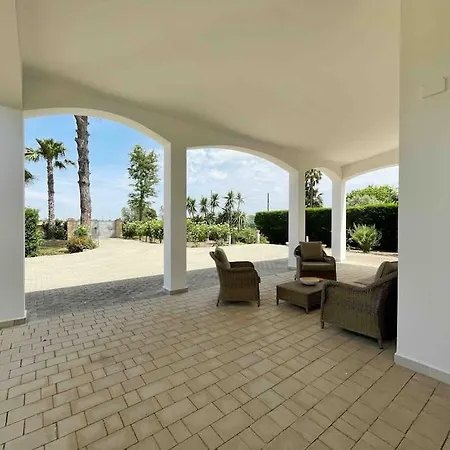 Holiday home Tramonti E Relax-Villa Con Giardino Privato E Bbq Matino